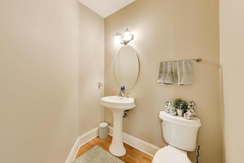 213 Justins Court Vernon Hills IL 60061