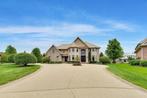 213 Justins Court Vernon Hills IL 60061