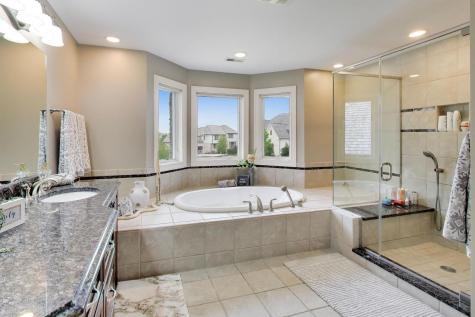 213 Justins Court Vernon Hills IL 60061