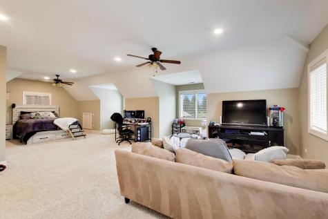 213 Justins Court Vernon Hills IL 60061