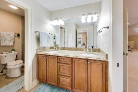 213 Justins Court Vernon Hills IL 60061