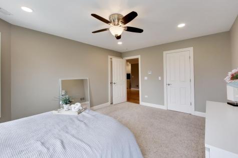 213 Justins Court Vernon Hills IL 60061