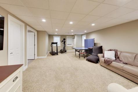 213 Justins Court Vernon Hills IL 60061