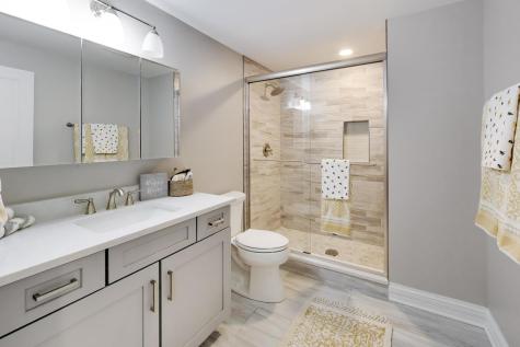 213 Justins Court Vernon Hills IL 60061