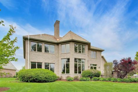 213 Justins Court Vernon Hills IL 60061