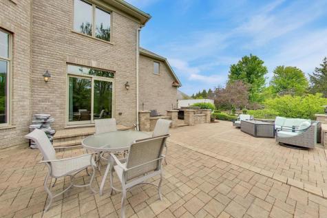 213 Justins Court Vernon Hills IL 60061