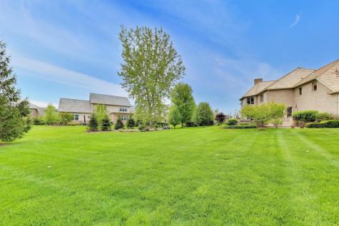 213 Justins Court Vernon Hills IL 60061