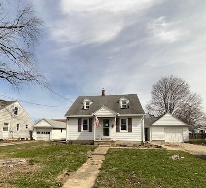 318 South Worth Street Sullivan IL 61951