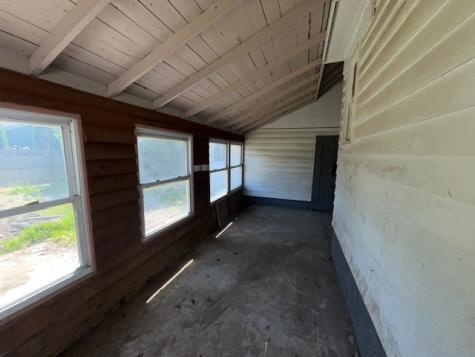 318 South Worth Street Sullivan IL 61951