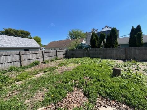 318 South Worth Street Sullivan IL 61951