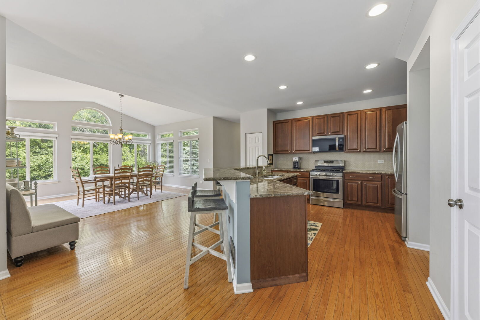 22660 Bass Lake Road Plainfield IL 60544