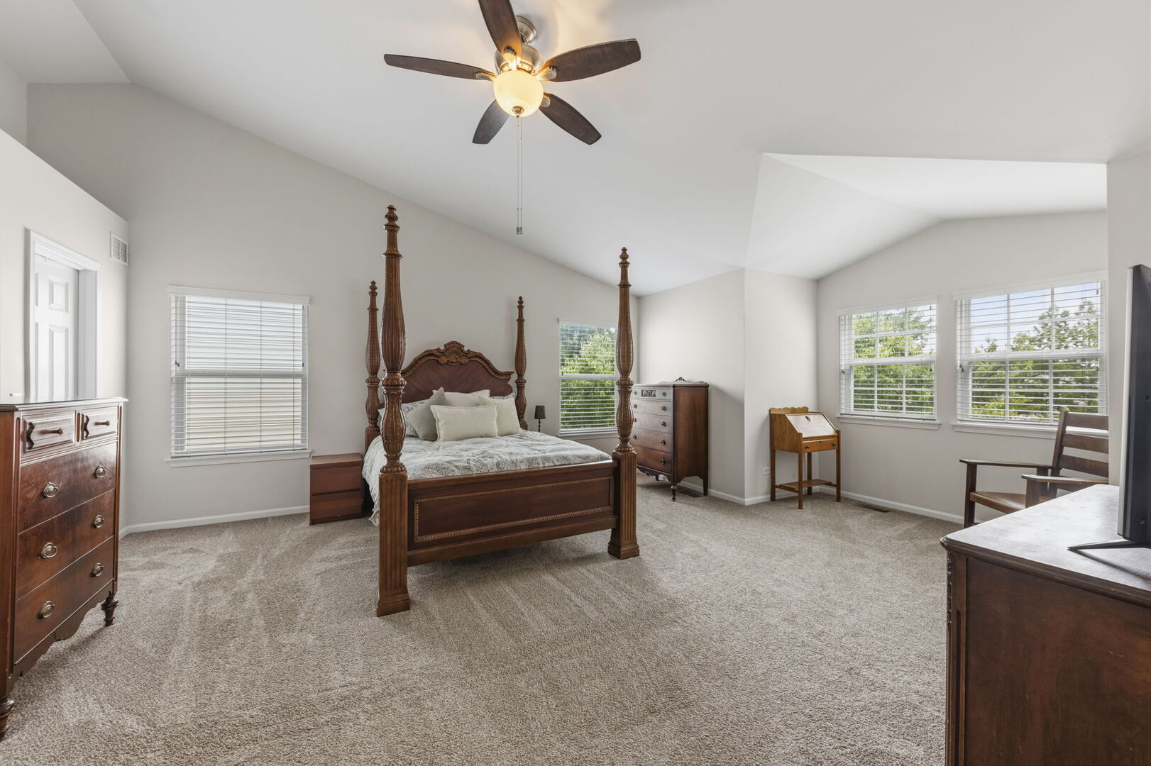 22660 Bass Lake Road Plainfield IL 60544