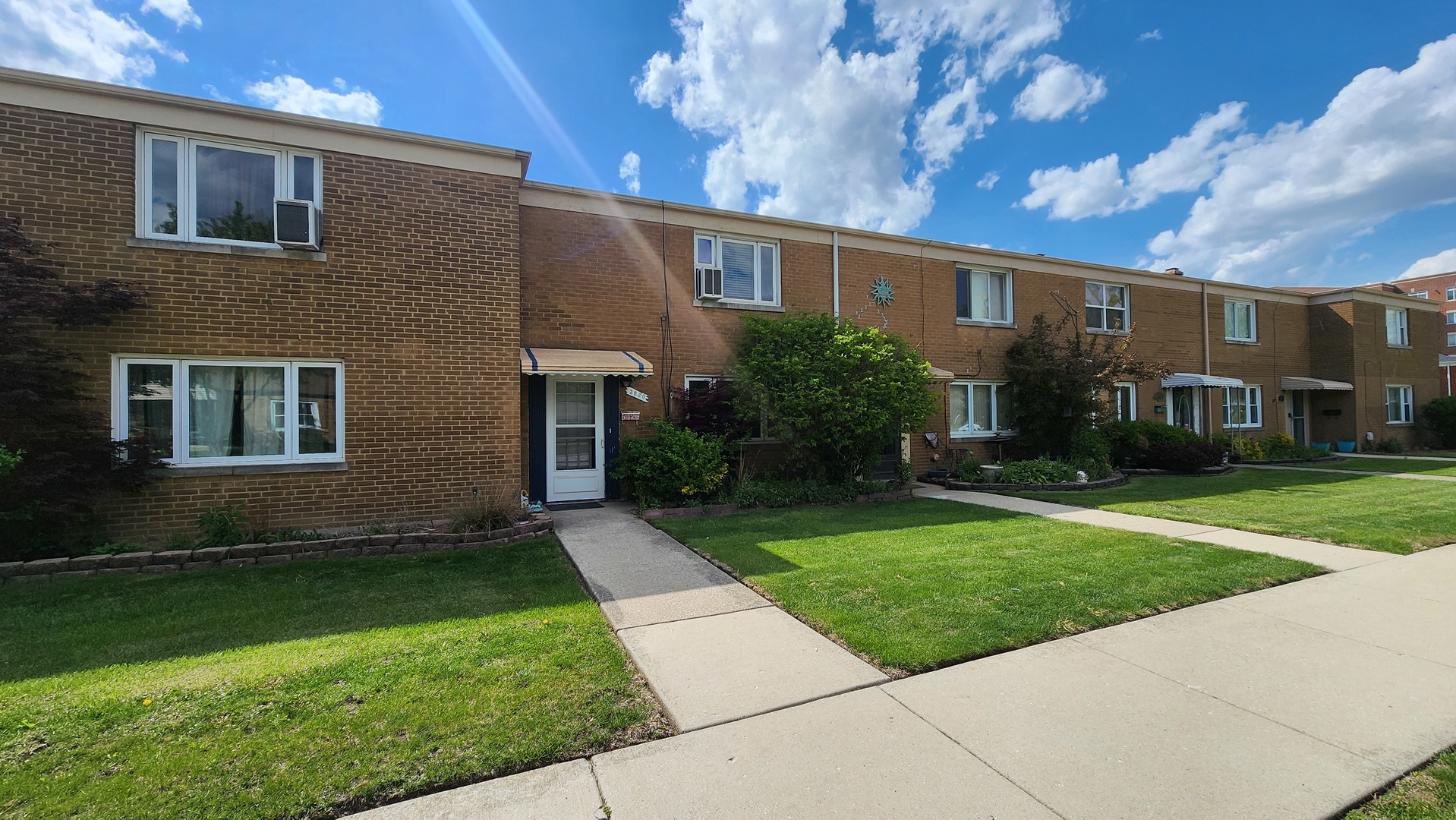 3820 Forest Avenue Brookfield IL 60513