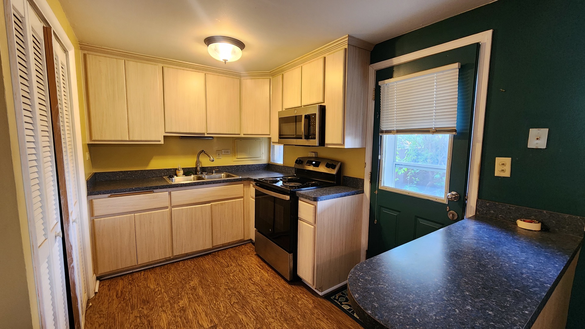 3820 Forest Avenue Brookfield IL 60513