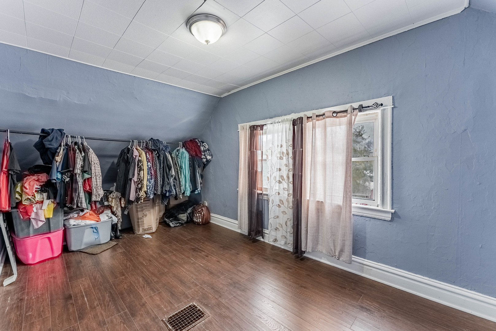 6933 South Michigan Avenue Chicago IL 60637