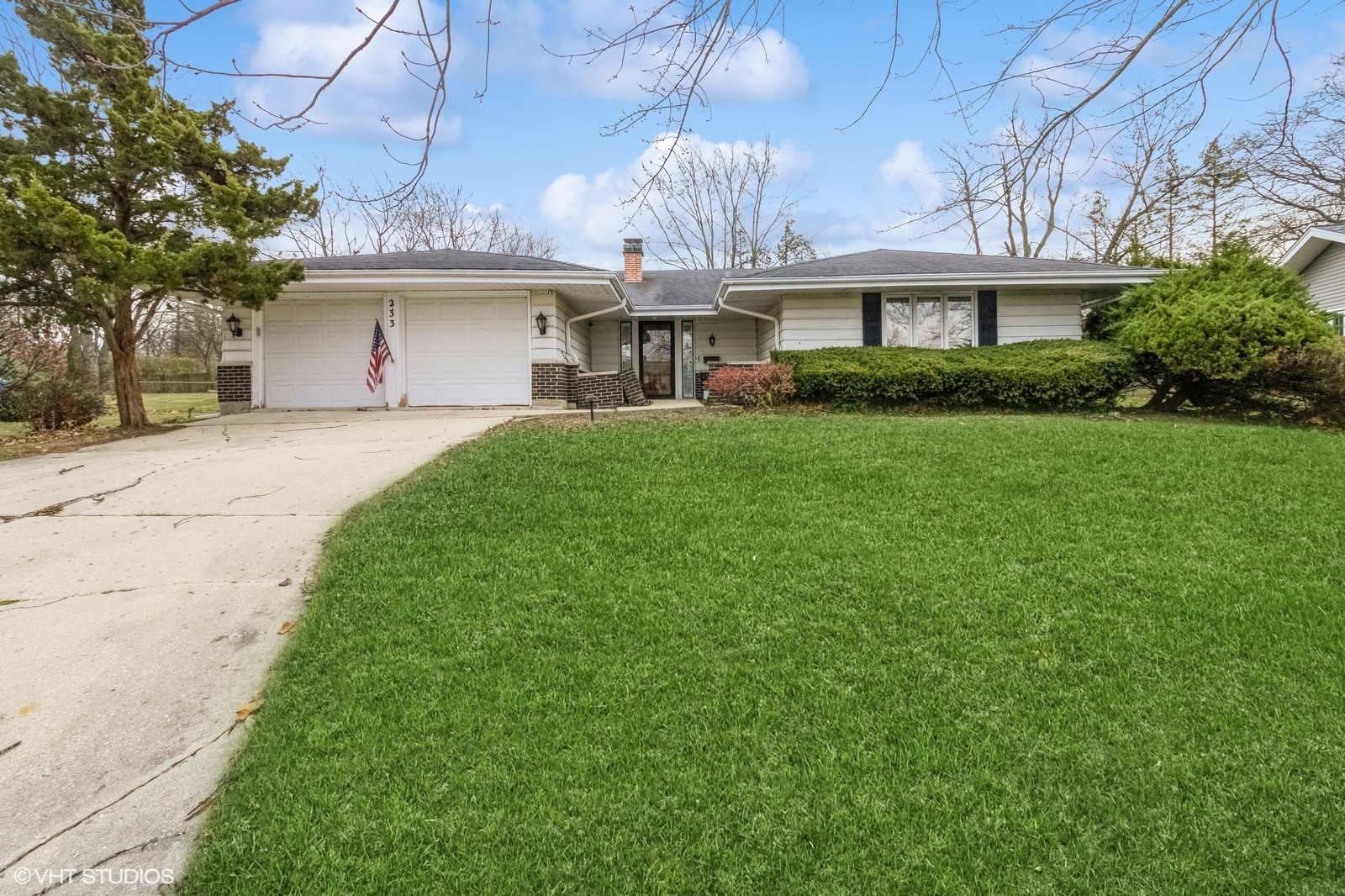 23W233 Cambridge Court Glen Ellyn IL 60137