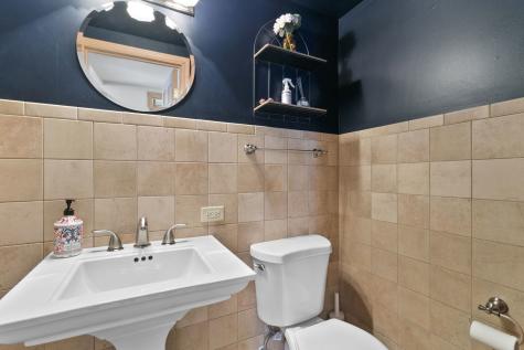 9212 South Komensky Avenue Oak Lawn IL 60453