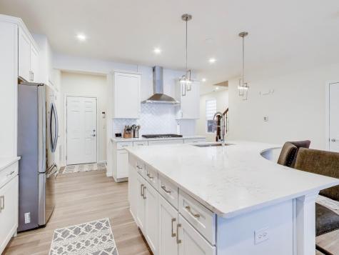 579 Watercress Drive Aurora IL 60504