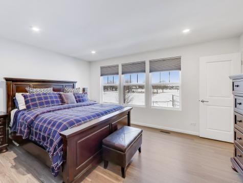 579 Watercress Drive Aurora IL 60504