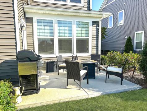 579 Watercress Drive Aurora IL 60504