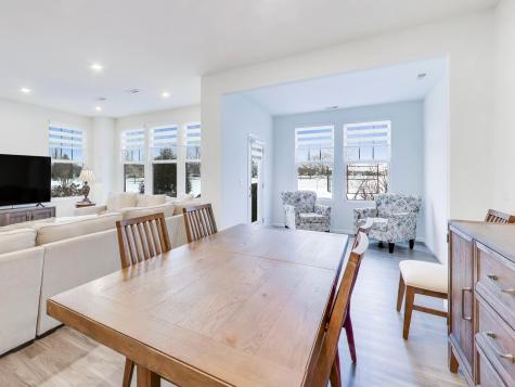 579 Watercress Drive Aurora IL 60504