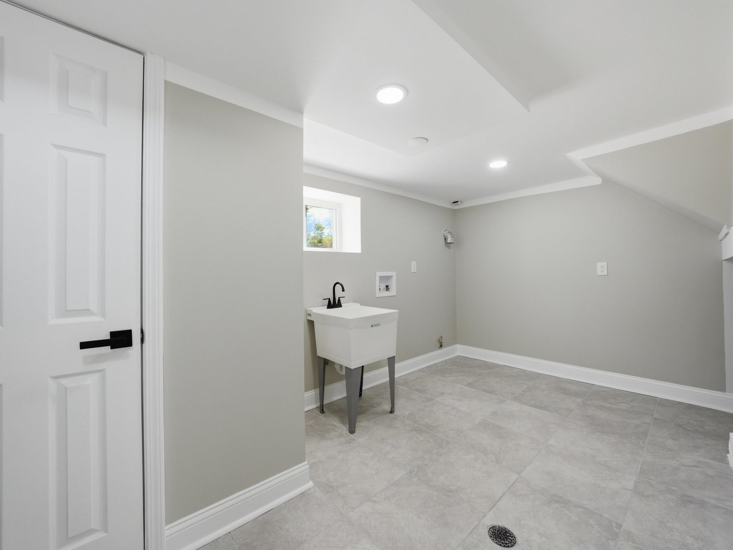 13116 South Avenue O Avenue Chicago IL 60633
