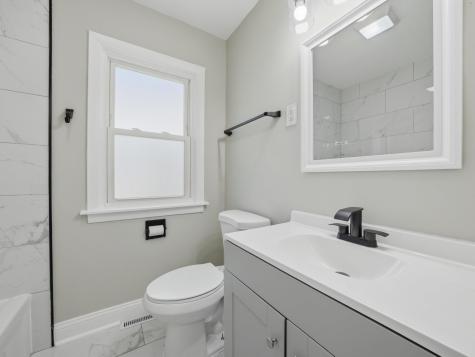 13116 South Avenue O Avenue Chicago IL 60633