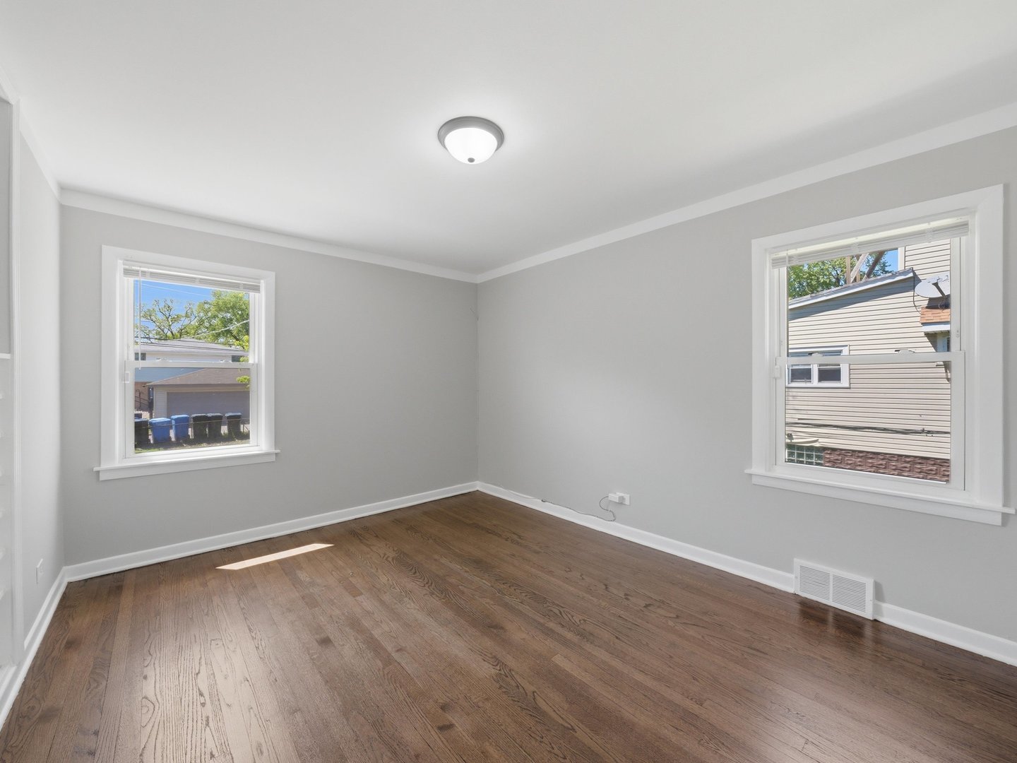 13116 South Avenue O Avenue Chicago IL 60633
