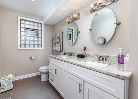 9255 Melvina Avenue Oak Lawn IL 60453