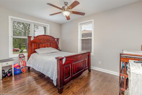 9255 Melvina Avenue Oak Lawn IL 60453