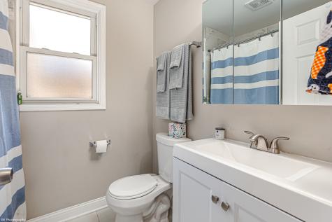 9255 Melvina Avenue Oak Lawn IL 60453