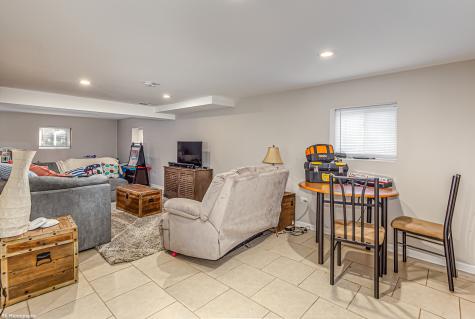 9255 Melvina Avenue Oak Lawn IL 60453