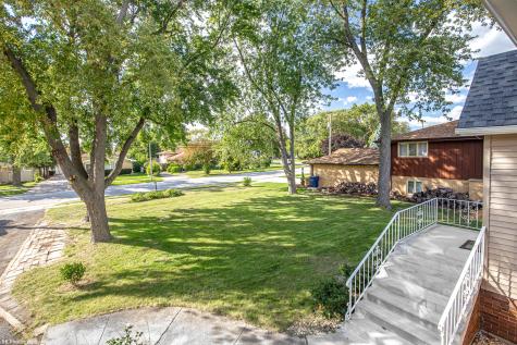 9255 Melvina Avenue Oak Lawn IL 60453