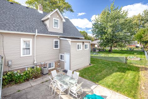 9255 Melvina Avenue Oak Lawn IL 60453