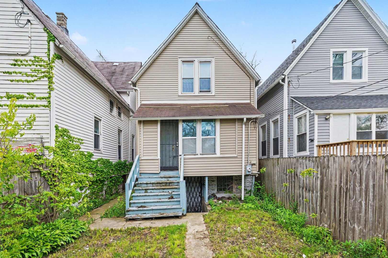 32 West 110th Place Chicago IL 60628