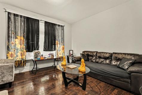 32 West 110th Place Chicago IL 60628
