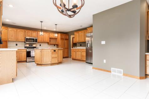12317 Dunham Drive Roscoe IL 61073
