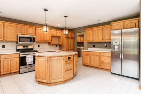 12317 Dunham Drive Roscoe IL 61073