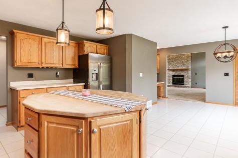 12317 Dunham Drive Roscoe IL 61073