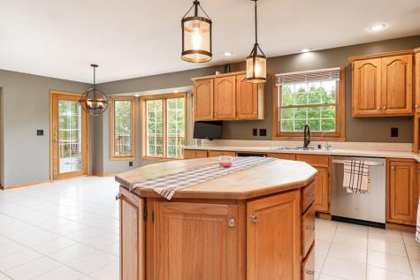 12317 Dunham Drive Roscoe IL 61073