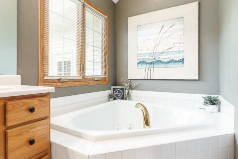 12317 Dunham Drive Roscoe IL 61073