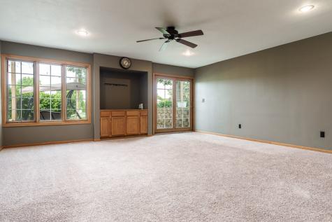 12317 Dunham Drive Roscoe IL 61073