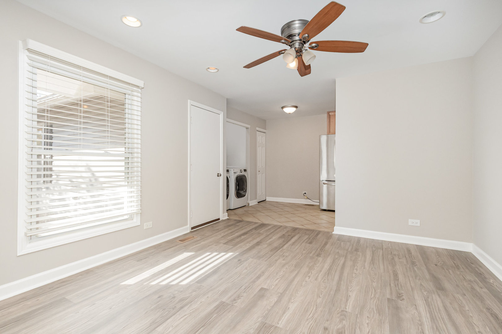 2476 Village Court Aurora IL 60504