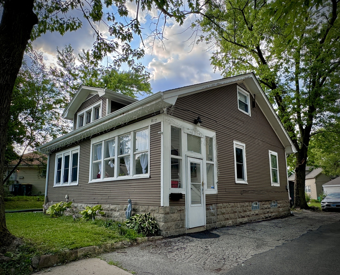 817 Cochrane Avenue Joliet IL 60436