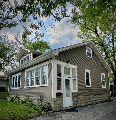 817 Cochrane Avenue Joliet IL 60436