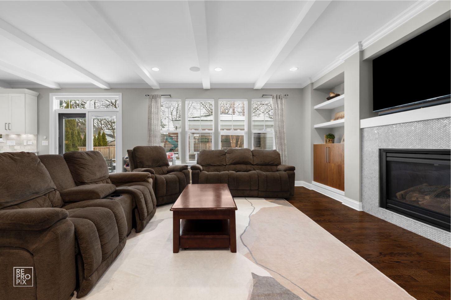 219 North Clinton Avenue Elmhurst IL 60126