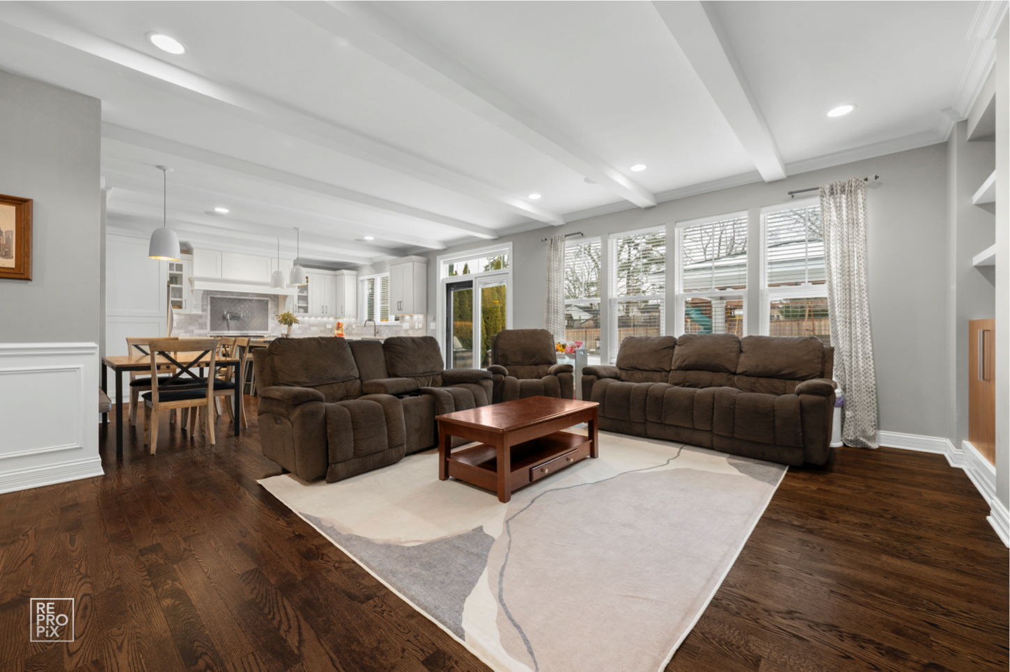 219 North Clinton Avenue Elmhurst IL 60126