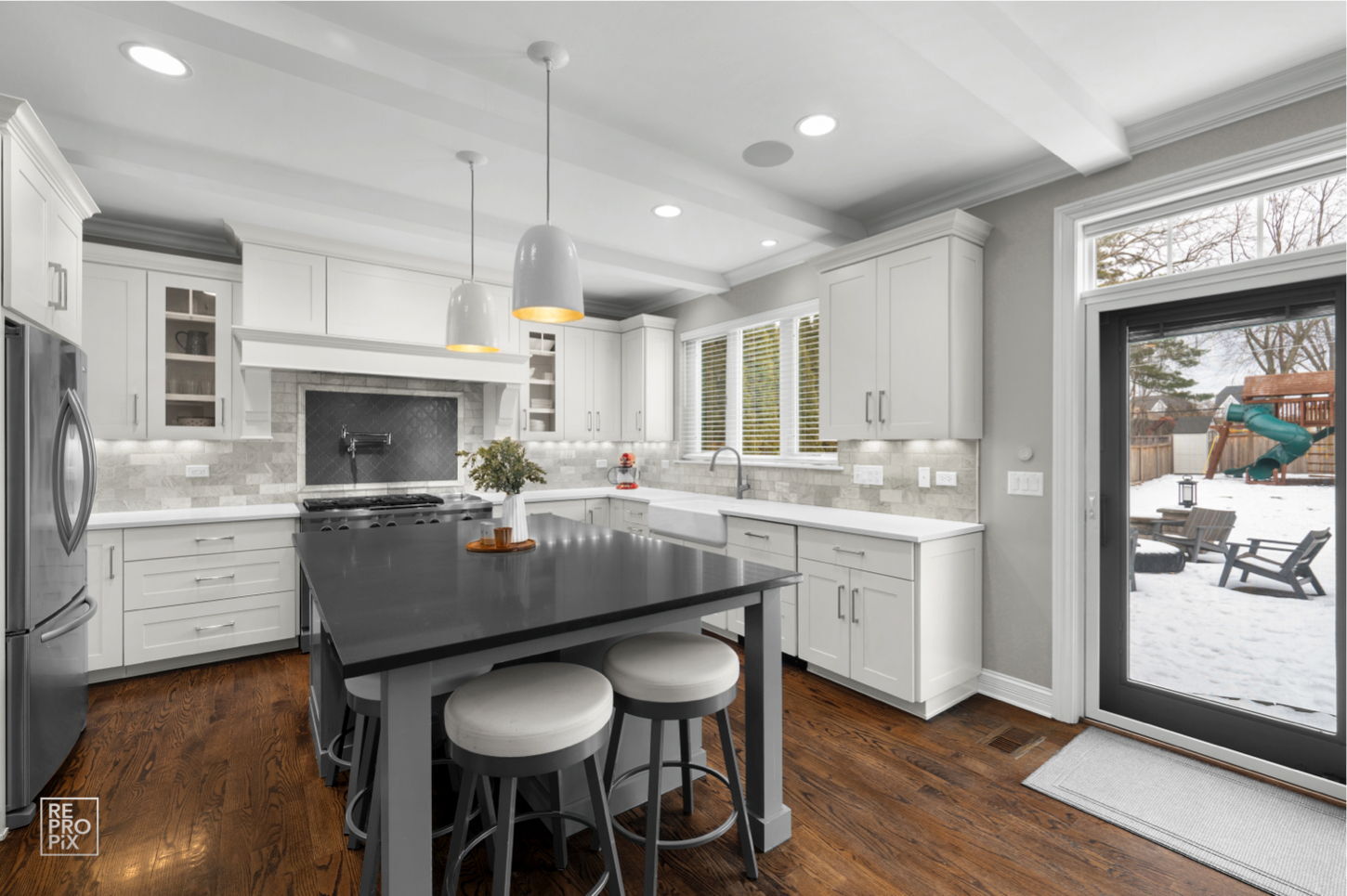 219 North Clinton Avenue Elmhurst IL 60126