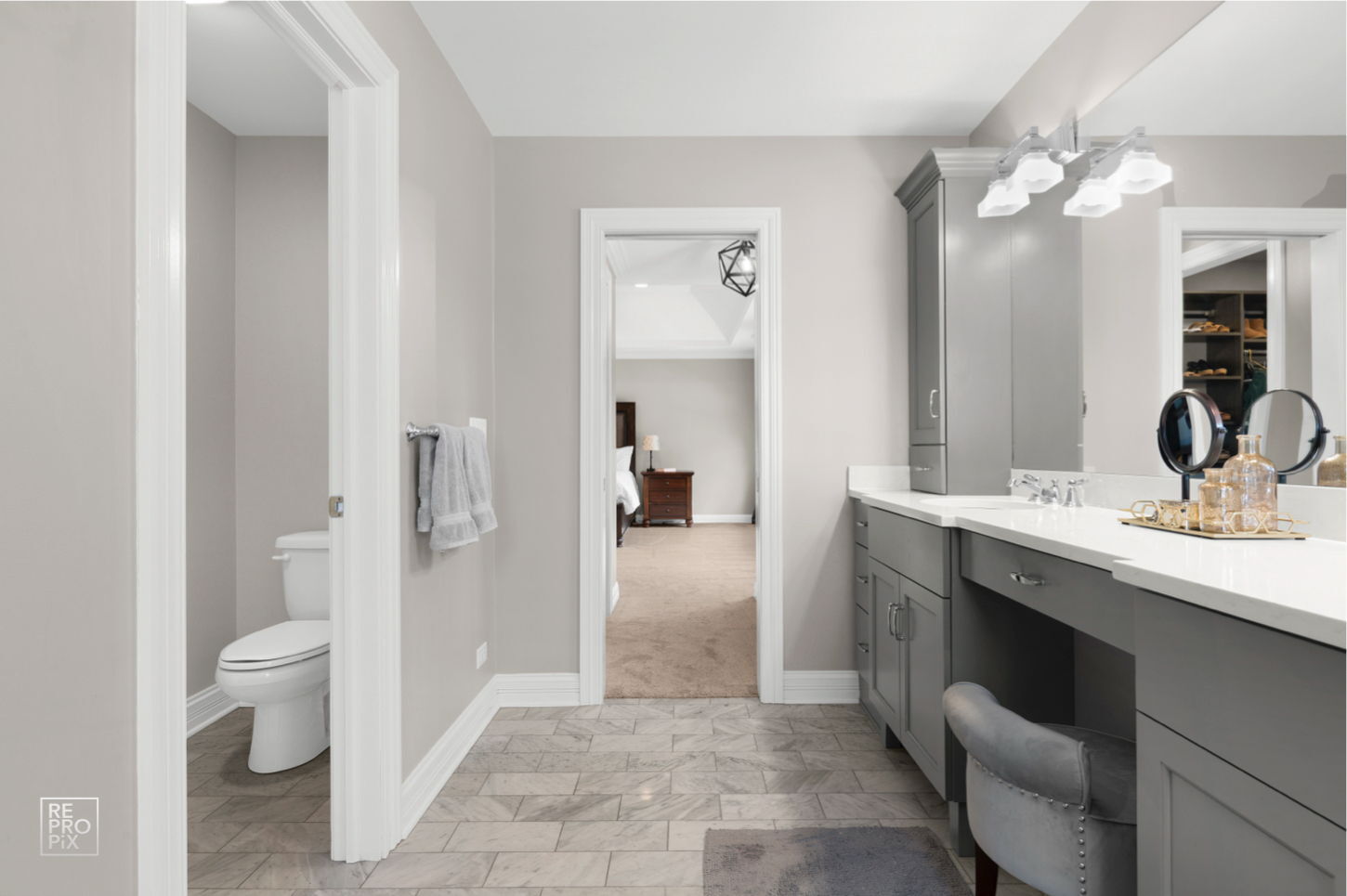 219 North Clinton Avenue Elmhurst IL 60126