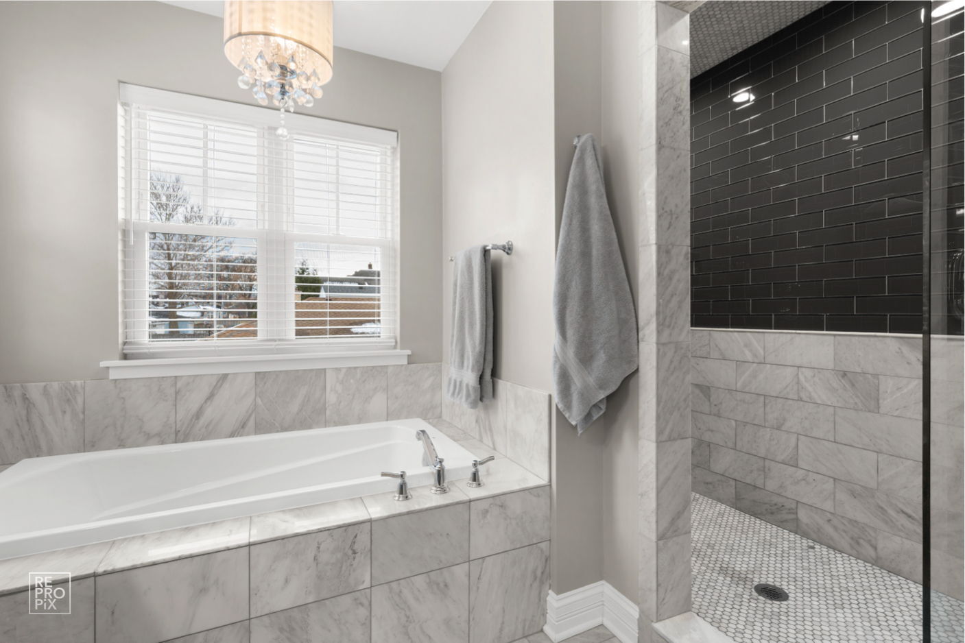 219 North Clinton Avenue Elmhurst IL 60126